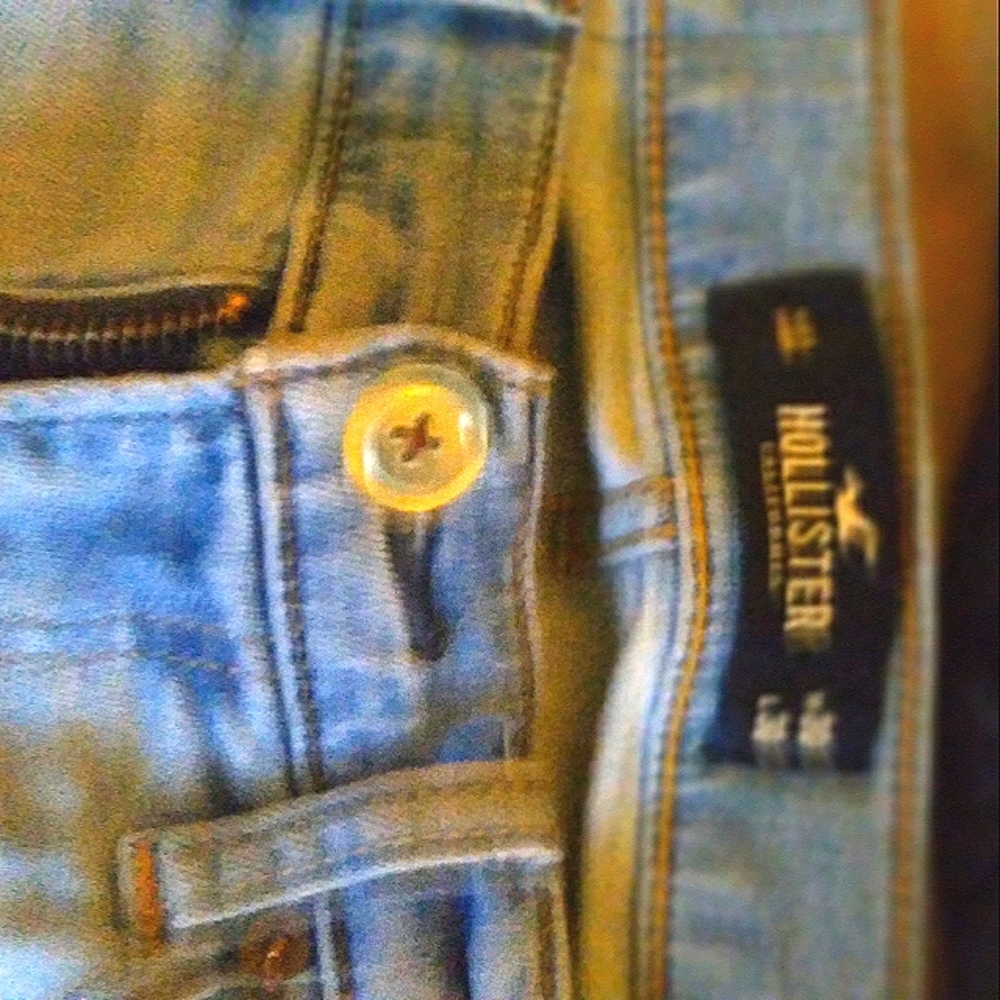 Hollister jeans